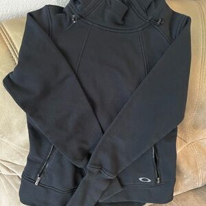 NWOT Black Oakley Hoodie